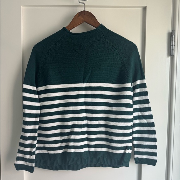 Alice Walk The Cotton Mockneck in Stripe, Emerald Green, White - Picture 6 of 12